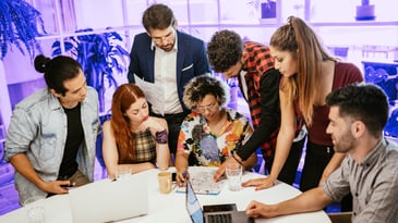 Altın Elma ve Modern Rekabet